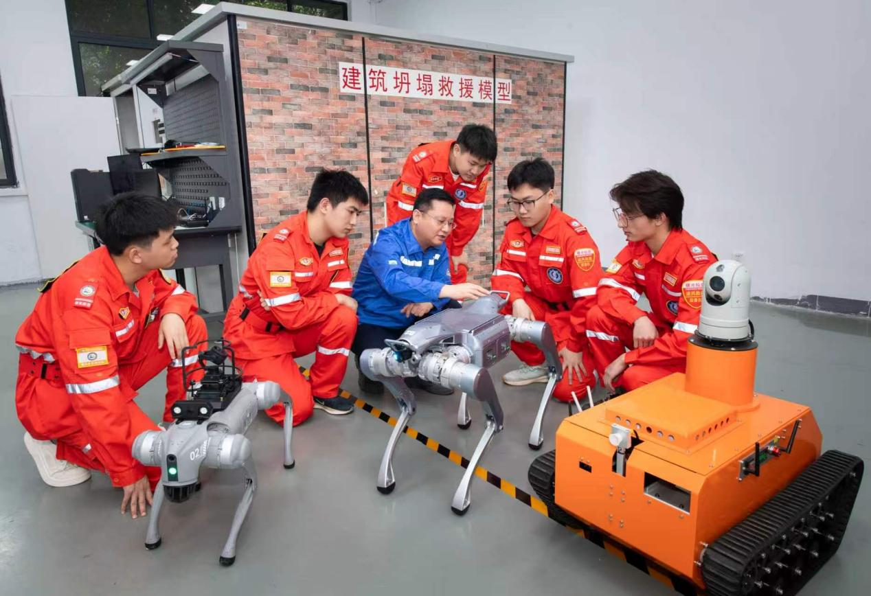 图片4 图片4